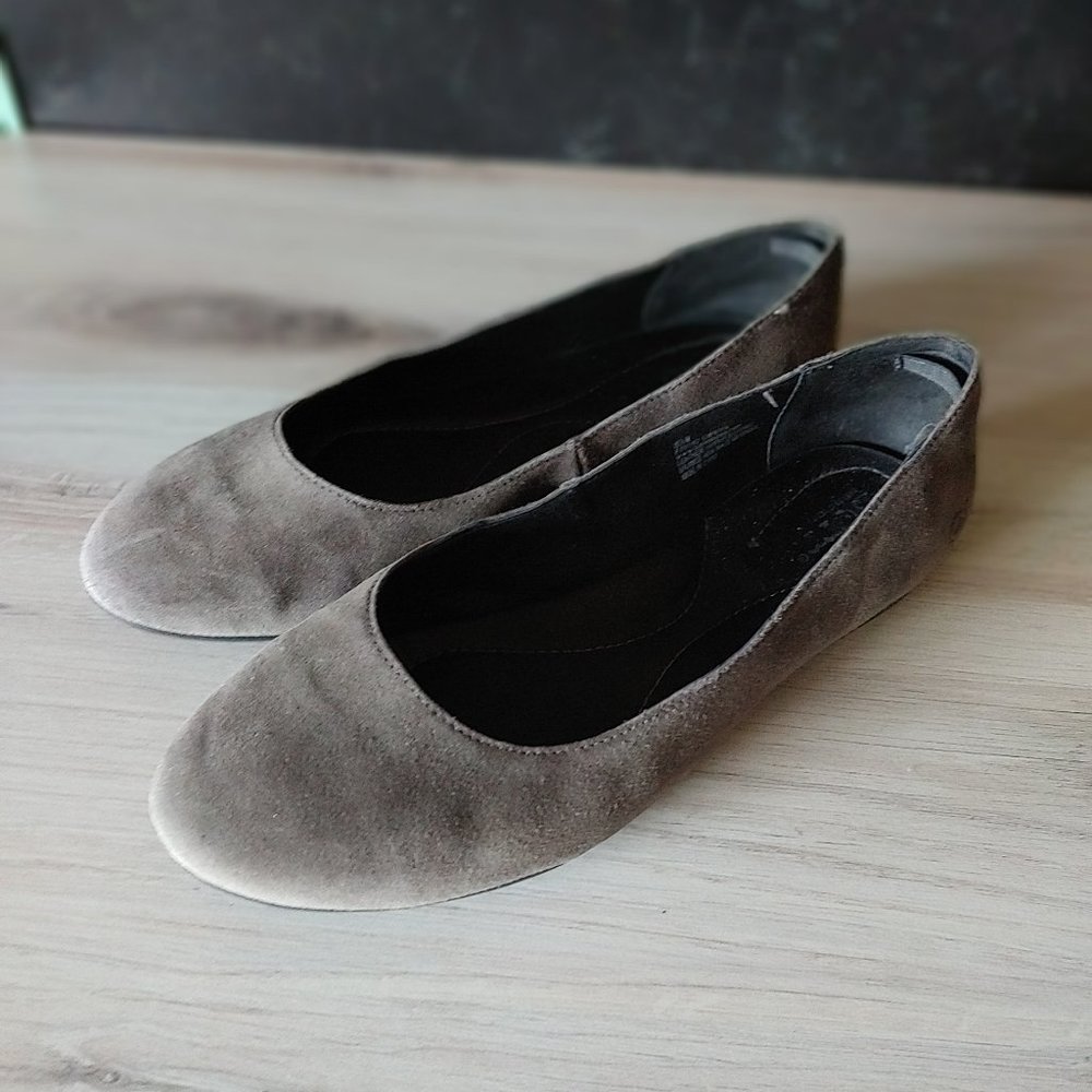 Born Adour Flats